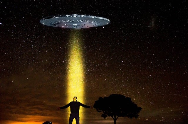 Exploring the Conspiracy Theories Surrounding the Roswell Incident